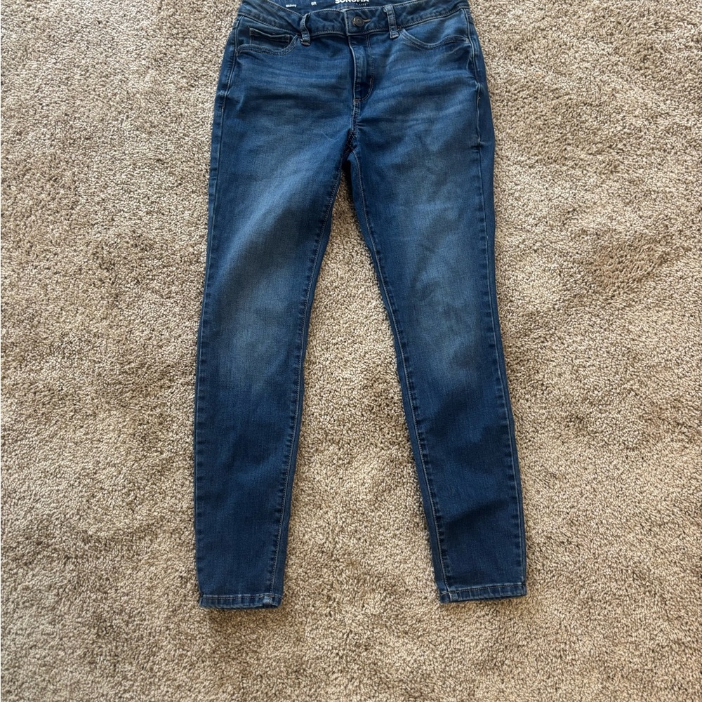 Sonoma Blue Skinny Jeans with Modern Fit Size 6 Women’s